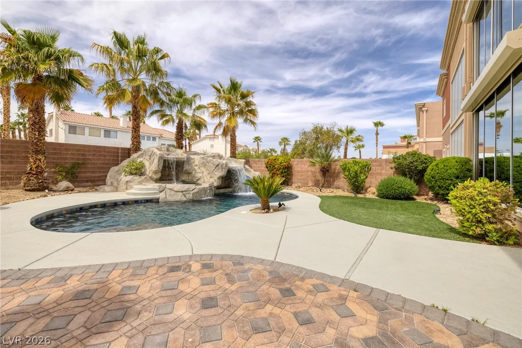 5651 Deer Creek Falls, Las Vegas, NV 89118