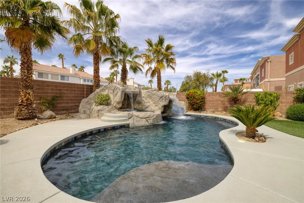 5651 Deer Creek Falls, Las Vegas, NV 89118
