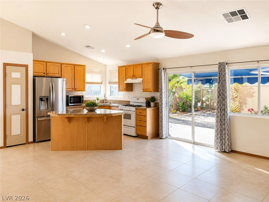 5926 Willis, North Las Vegas, NV 89031
