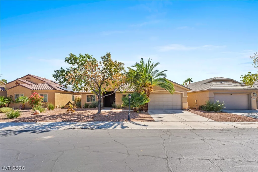 3848 Greenfield Lakes, Las Vegas, NV 89122