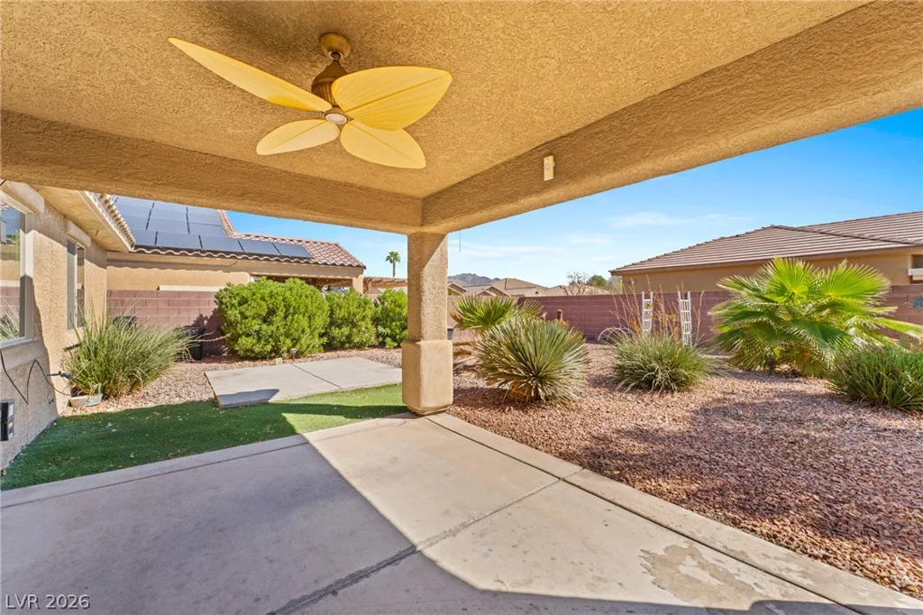 3848 Greenfield Lakes, Las Vegas, NV 89122