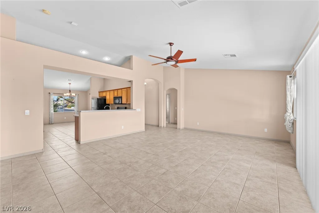 3848 Greenfield Lakes, Las Vegas, NV 89122
