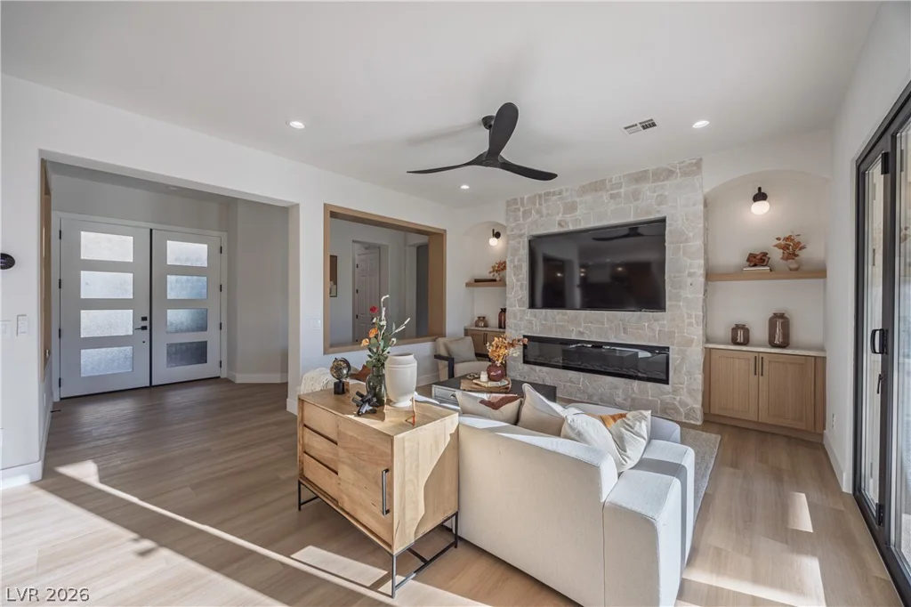 10248 Andante, Las Vegas, NV 89135