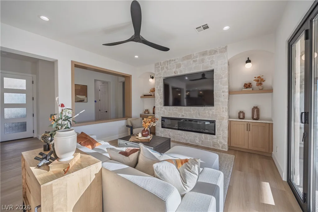 10248 Andante, Las Vegas, NV 89135