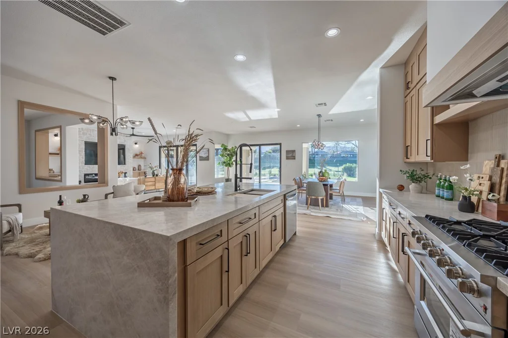 10248 Andante, Las Vegas, NV 89135