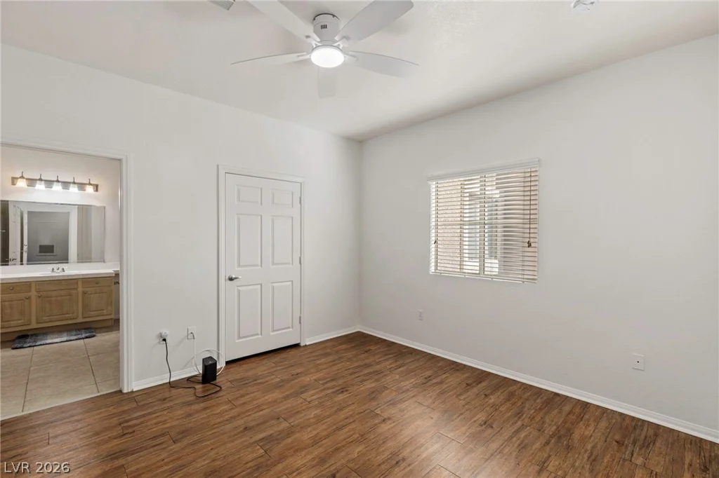 5250 Rainbow, Las Vegas, NV 89118