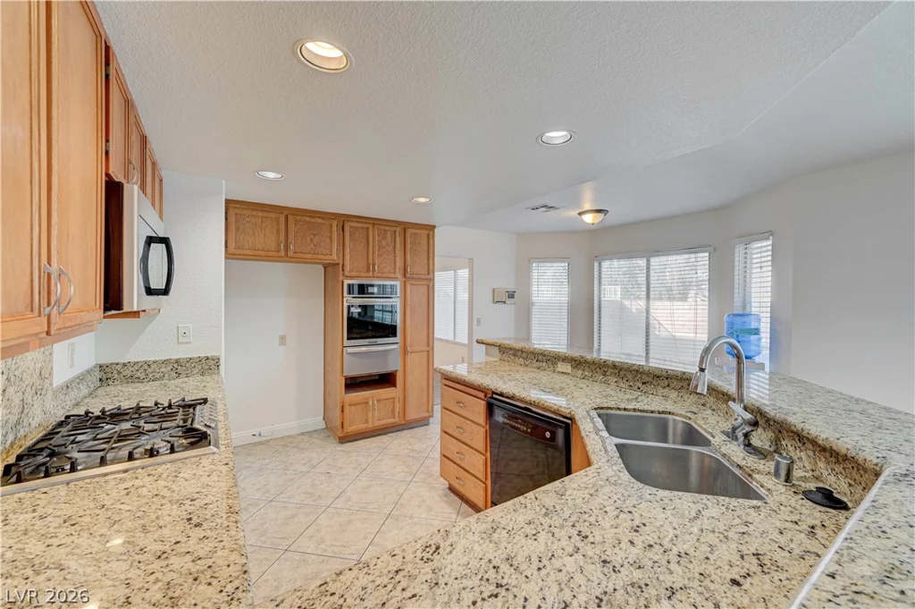 924 Possum Hill, Henderson, NV 89014