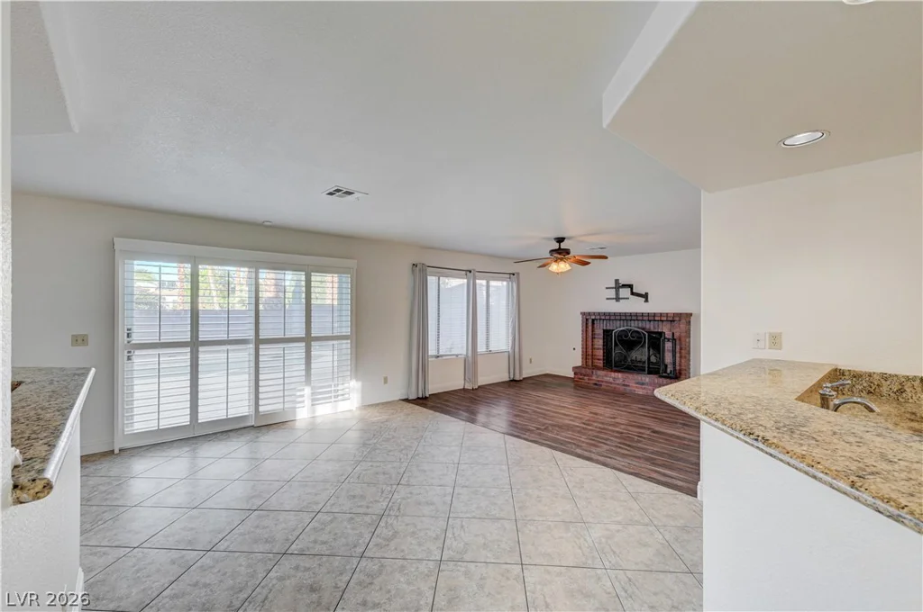 924 Possum Hill, Henderson, NV 89014