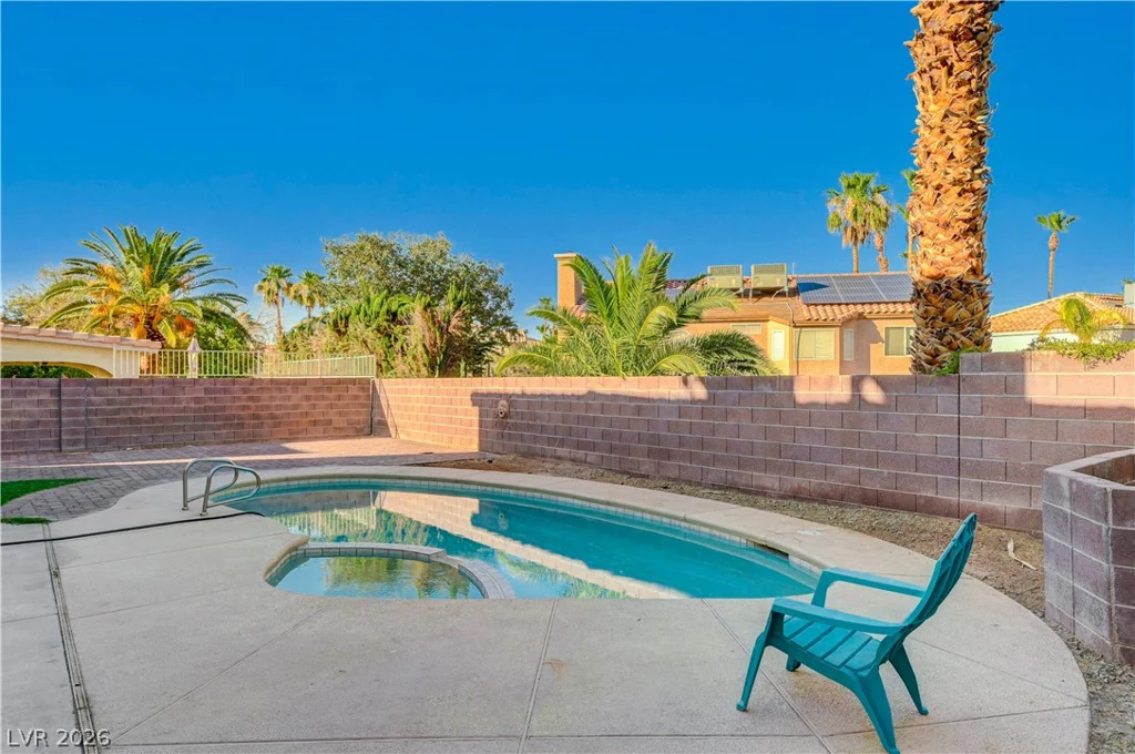 924 Possum Hill, Henderson, NV 89014