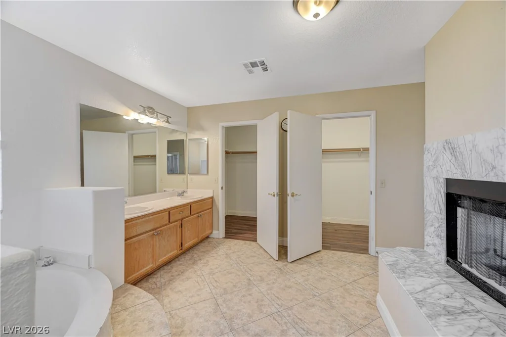 924 Possum Hill, Henderson, NV 89014