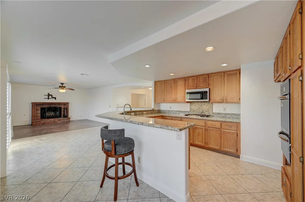 924 Possum Hill, Henderson, NV 89014