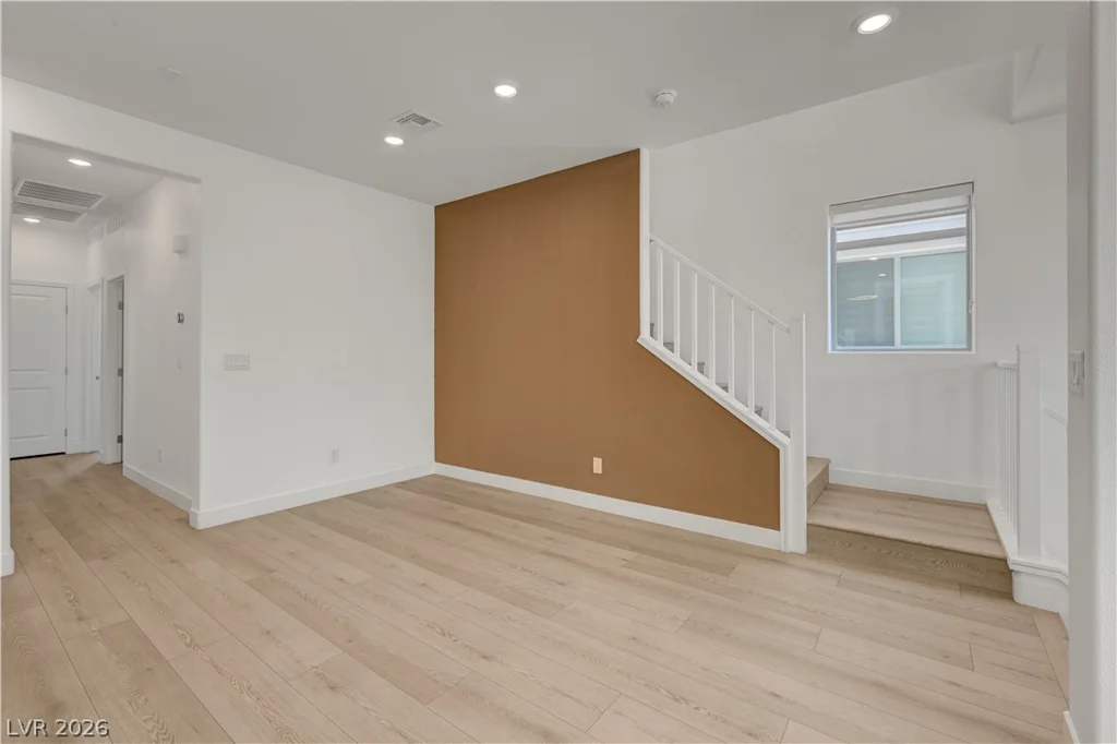 8074 Texas Hills, Las Vegas, NV 89113