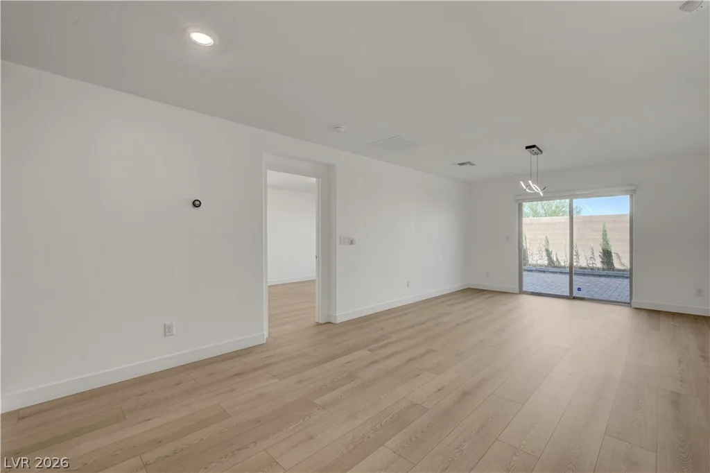 8074 Texas Hills, Las Vegas, NV 89113