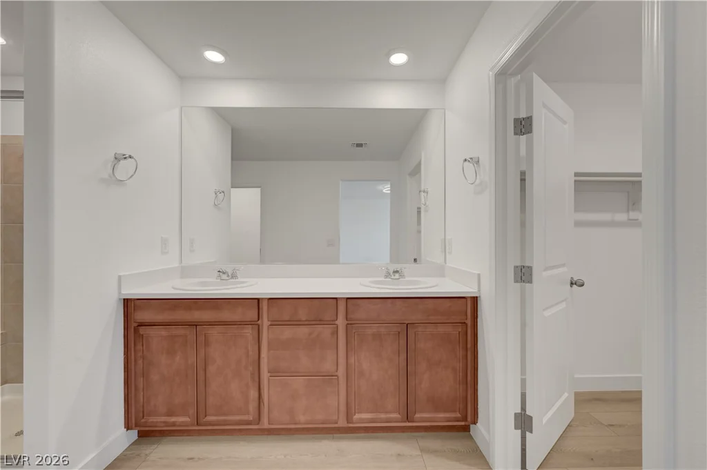 8074 Texas Hills, Las Vegas, NV 89113