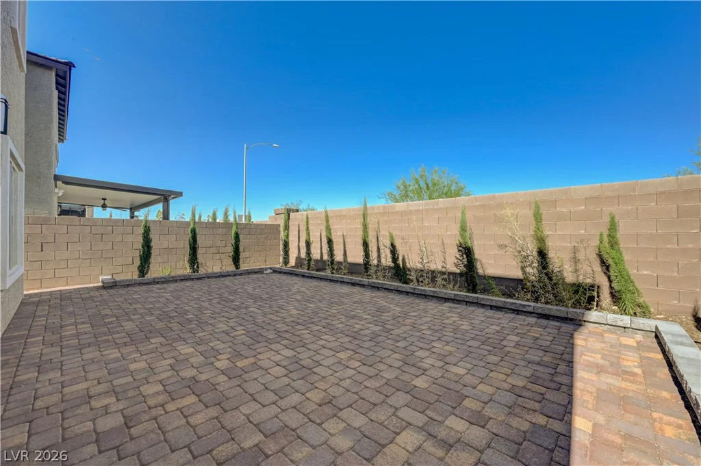 8074 Texas Hills, Las Vegas, NV 89113