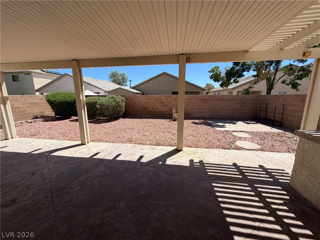 4909 Royal Lake, Las Vegas, NV 89131