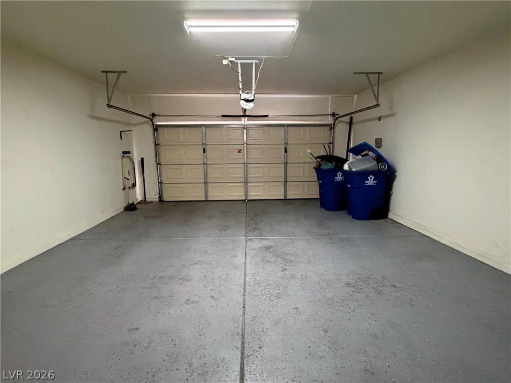 4909 Royal Lake, Las Vegas, NV 89131