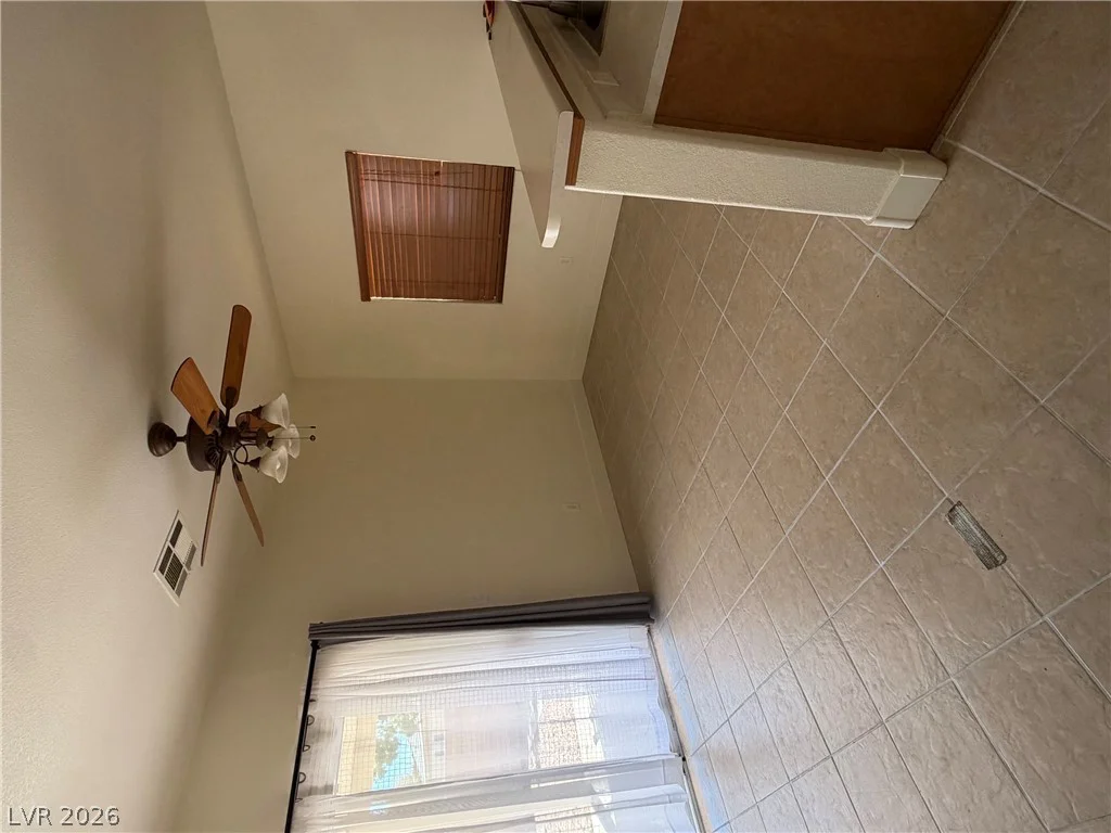 4909 Royal Lake, Las Vegas, NV 89131