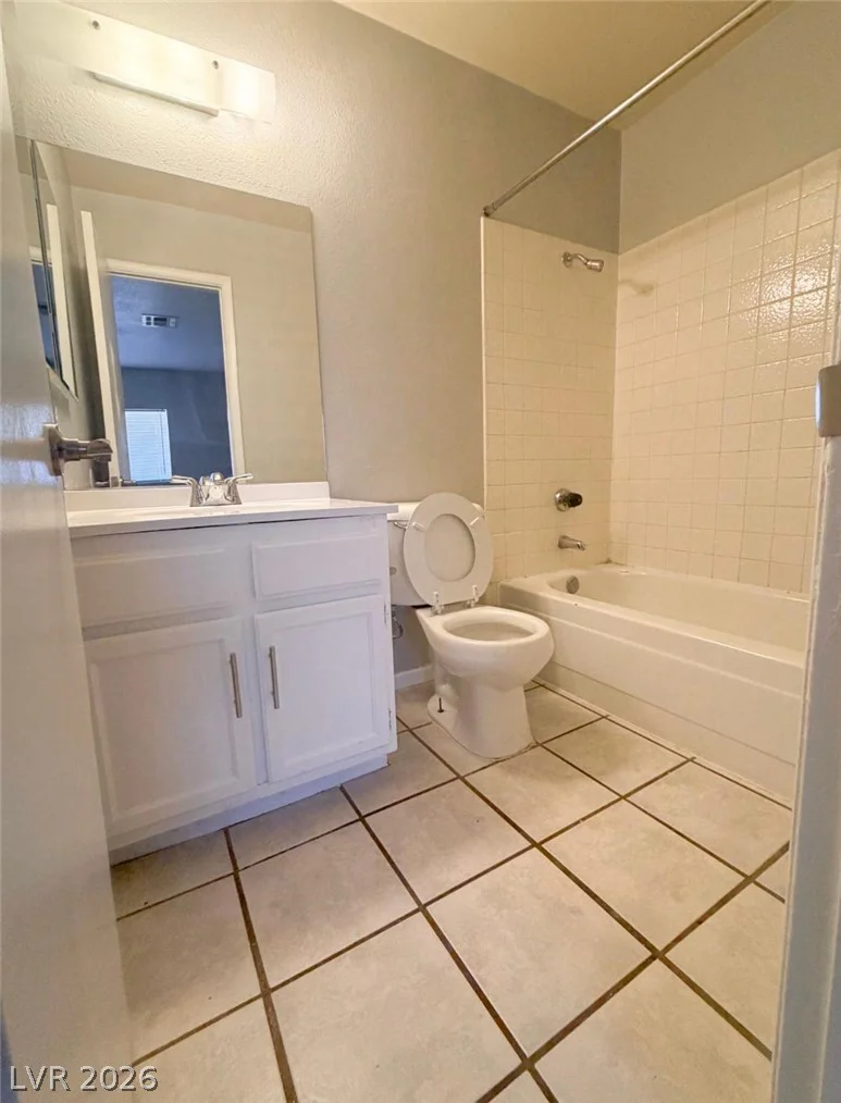 213 18th, Las Vegas, NV 89101