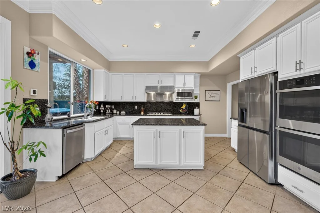 8320 Paseo Vista, Las Vegas, NV 89128