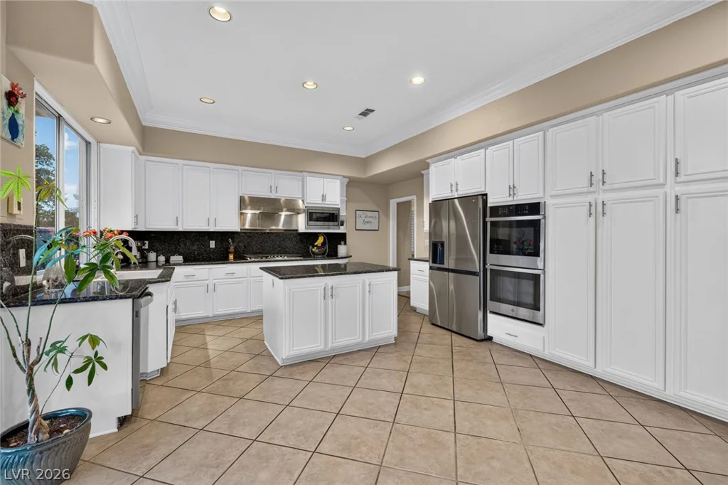 8320 Paseo Vista, Las Vegas, NV 89128