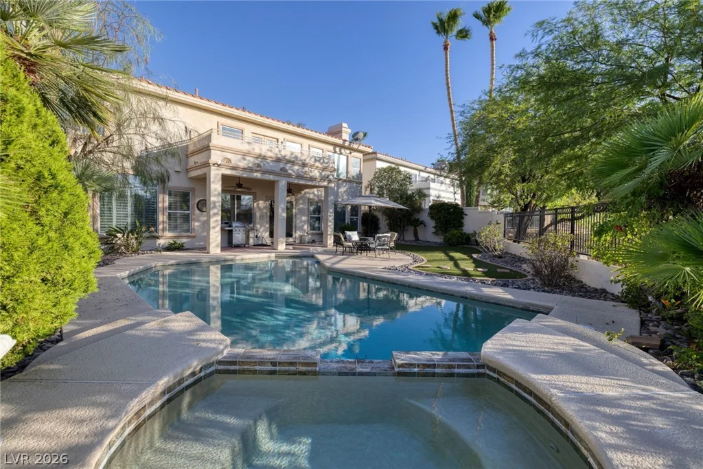 8320 Paseo Vista, Las Vegas, NV 89128