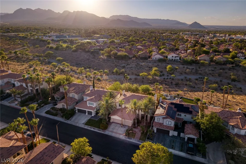 8320 Paseo Vista, Las Vegas, NV 89128