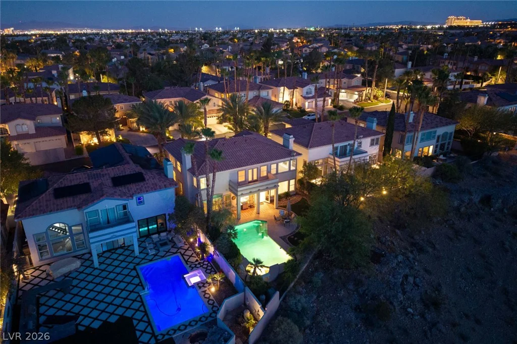 8320 Paseo Vista, Las Vegas, NV 89128