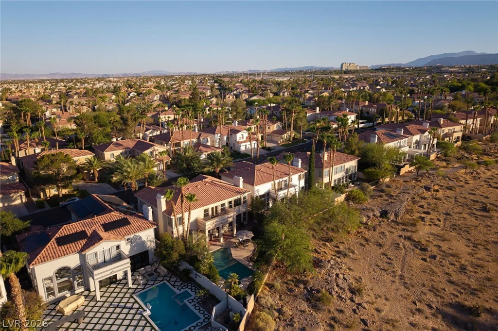 8320 Paseo Vista, Las Vegas, NV 89128