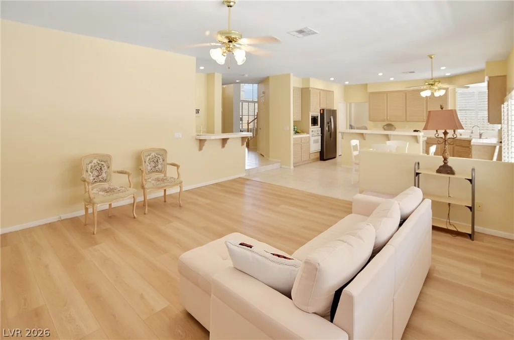 3755 Broadmead, Las Vegas, NV 89147