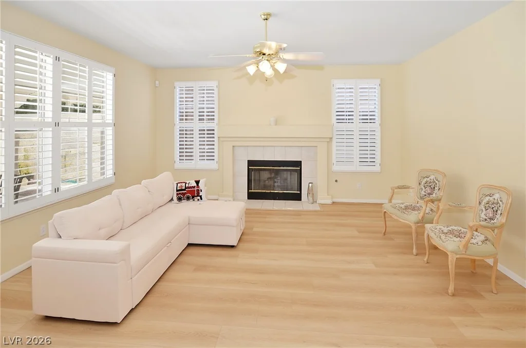 3755 Broadmead, Las Vegas, NV 89147