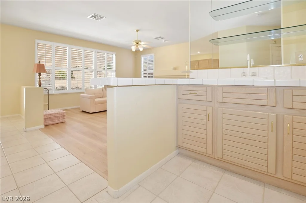 3755 Broadmead, Las Vegas, NV 89147