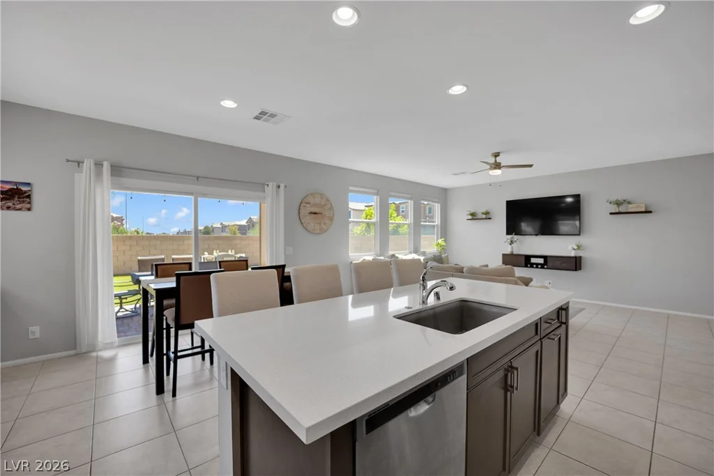 5636 Salt Rock, North Las Vegas, NV 89031