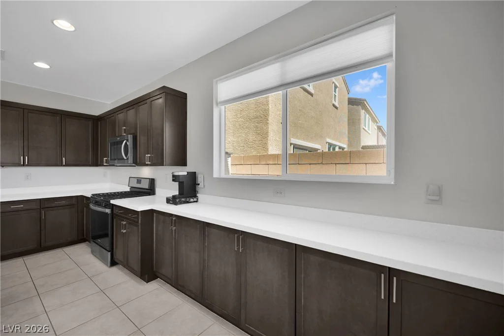 5636 Salt Rock, North Las Vegas, NV 89031
