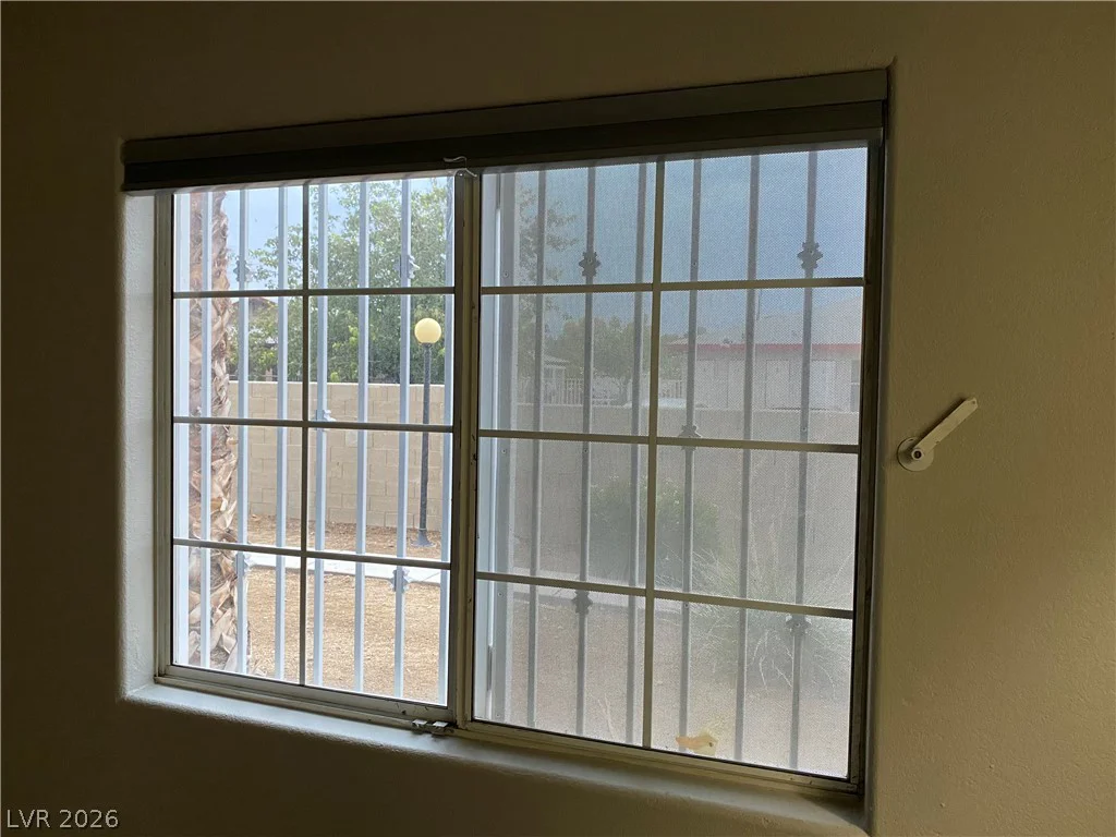 271 Lamb, Las Vegas, NV 89110