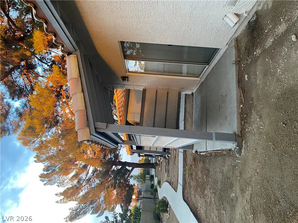 271 Lamb, Las Vegas, NV 89110