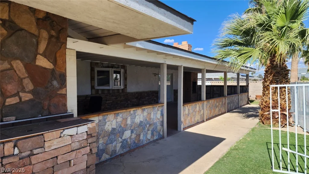 4897 Sawyer, Las Vegas, NV 89108