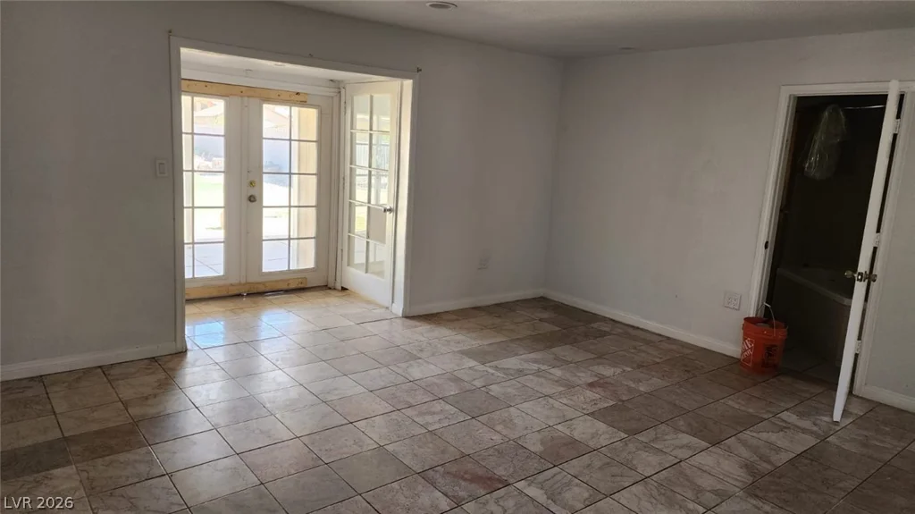 4897 Sawyer, Las Vegas, NV 89108