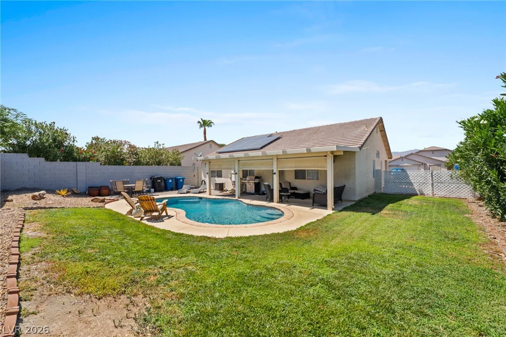 823 Hunters Ridge, North Las Vegas, NV 89032