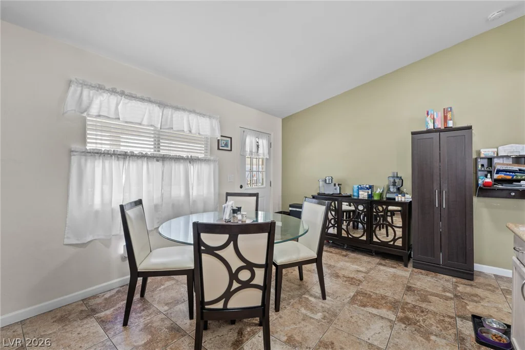 823 Hunters Ridge, North Las Vegas, NV 89032