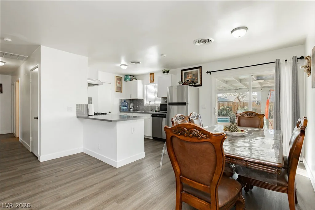 4809 Sunny Brook, Las Vegas, NV 89110