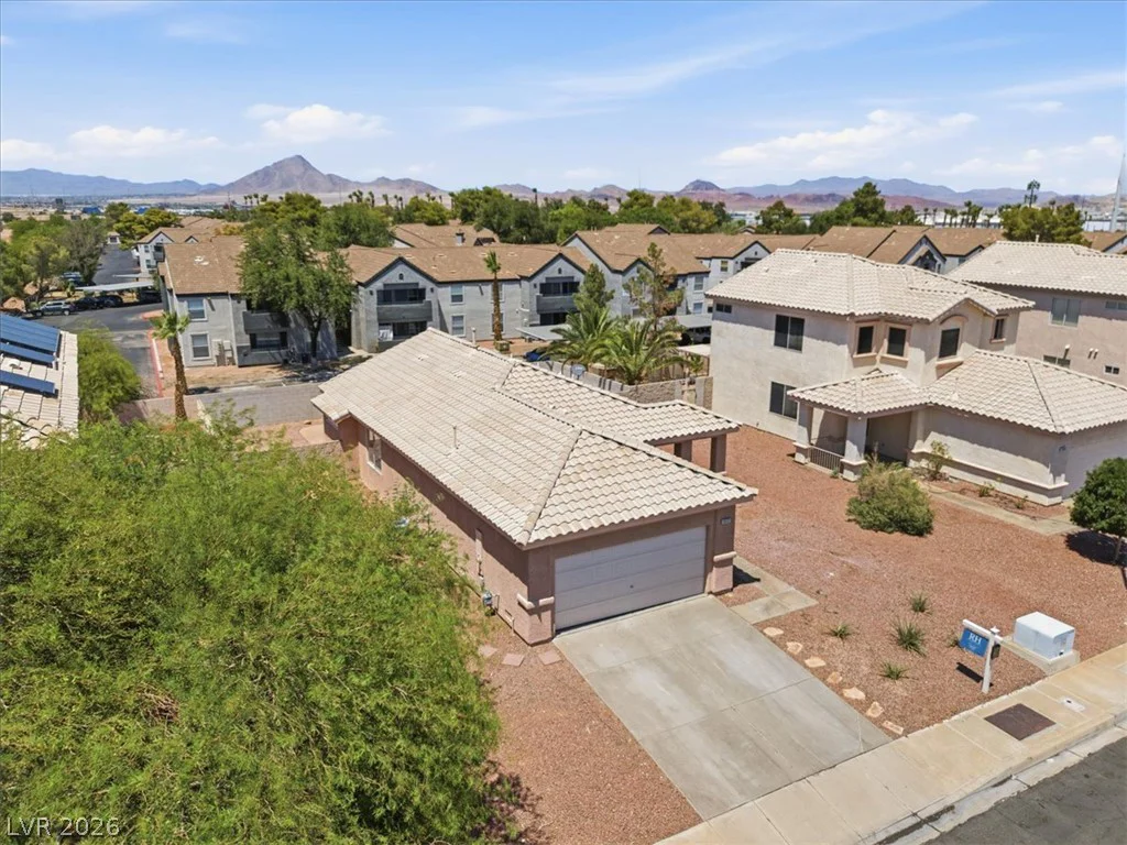 1012 Painted Daisy, Henderson, NV 89074