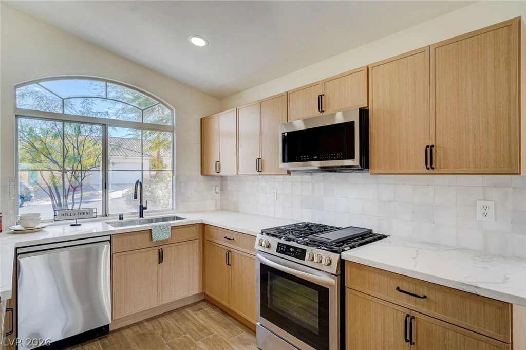 9844 Lenox Crest, Las Vegas, NV 89134