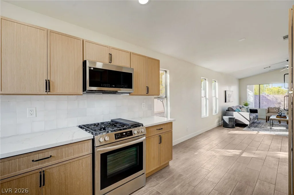 9844 Lenox Crest, Las Vegas, NV 89134