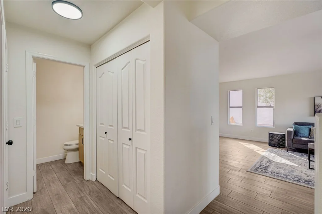 9844 Lenox Crest, Las Vegas, NV 89134