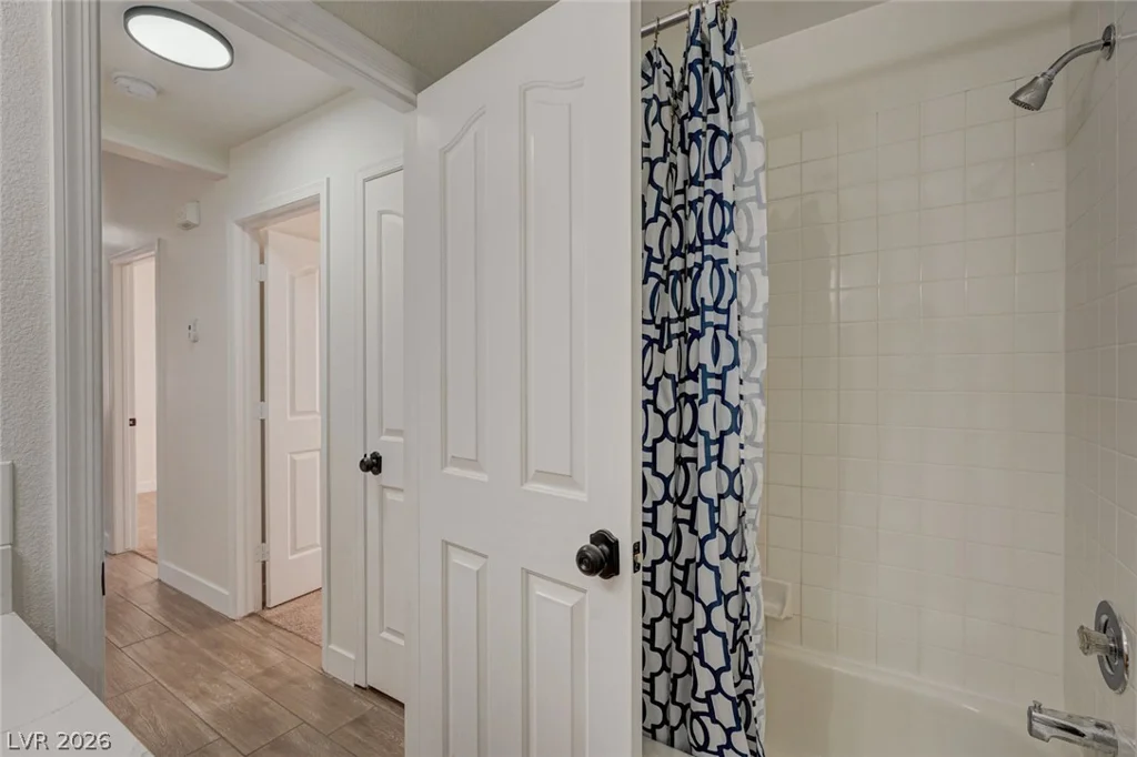 9844 Lenox Crest, Las Vegas, NV 89134