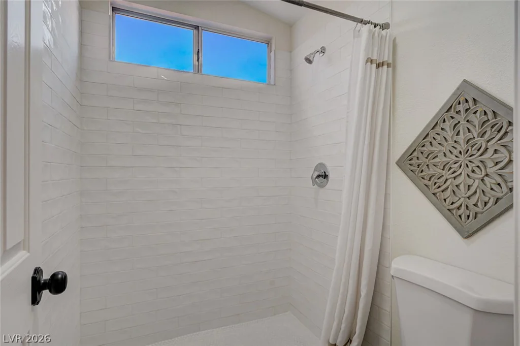 9844 Lenox Crest, Las Vegas, NV 89134