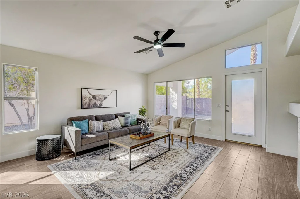 9844 Lenox Crest, Las Vegas, NV 89134