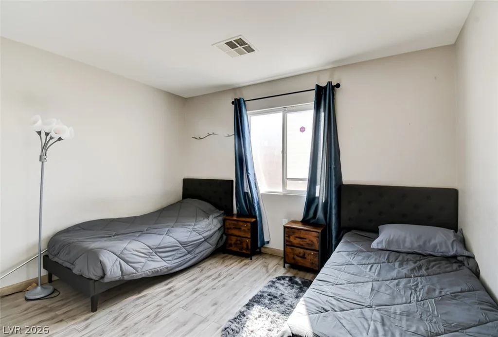 603 Palmhurst, Las Vegas, NV 89145