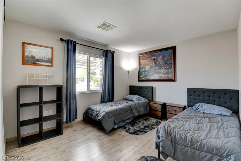 603 Palmhurst, Las Vegas, NV 89145